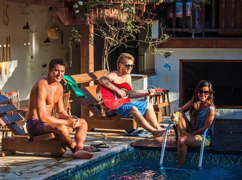 Tubes Inn Maresias