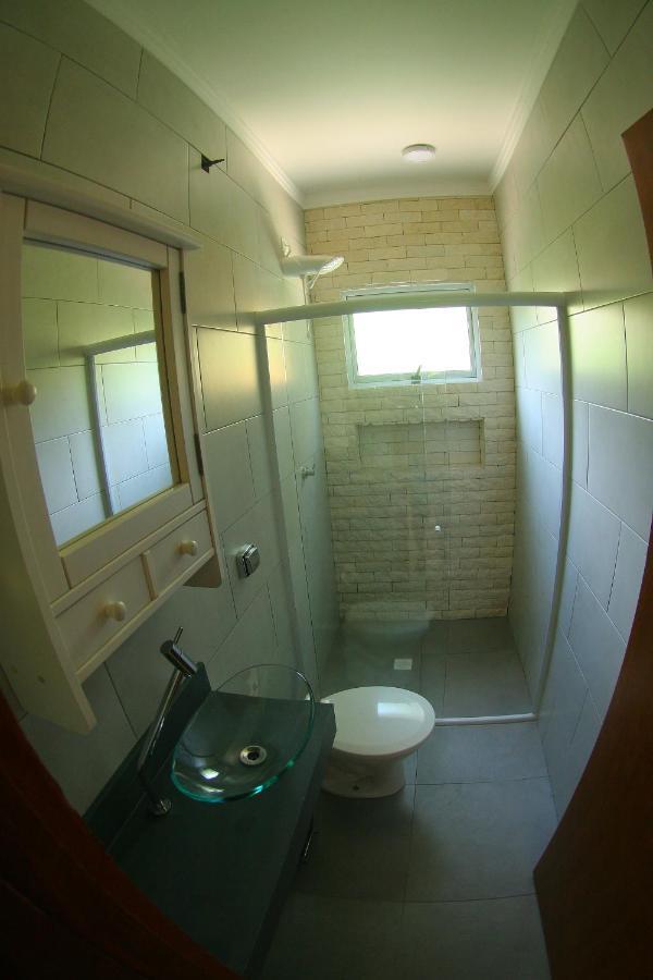 Tubes Inn Maresias